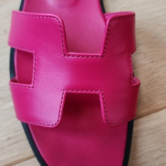 Hermès Rose Fuchsia Oran Sandals Size 37.5 - Picture 4 of 7